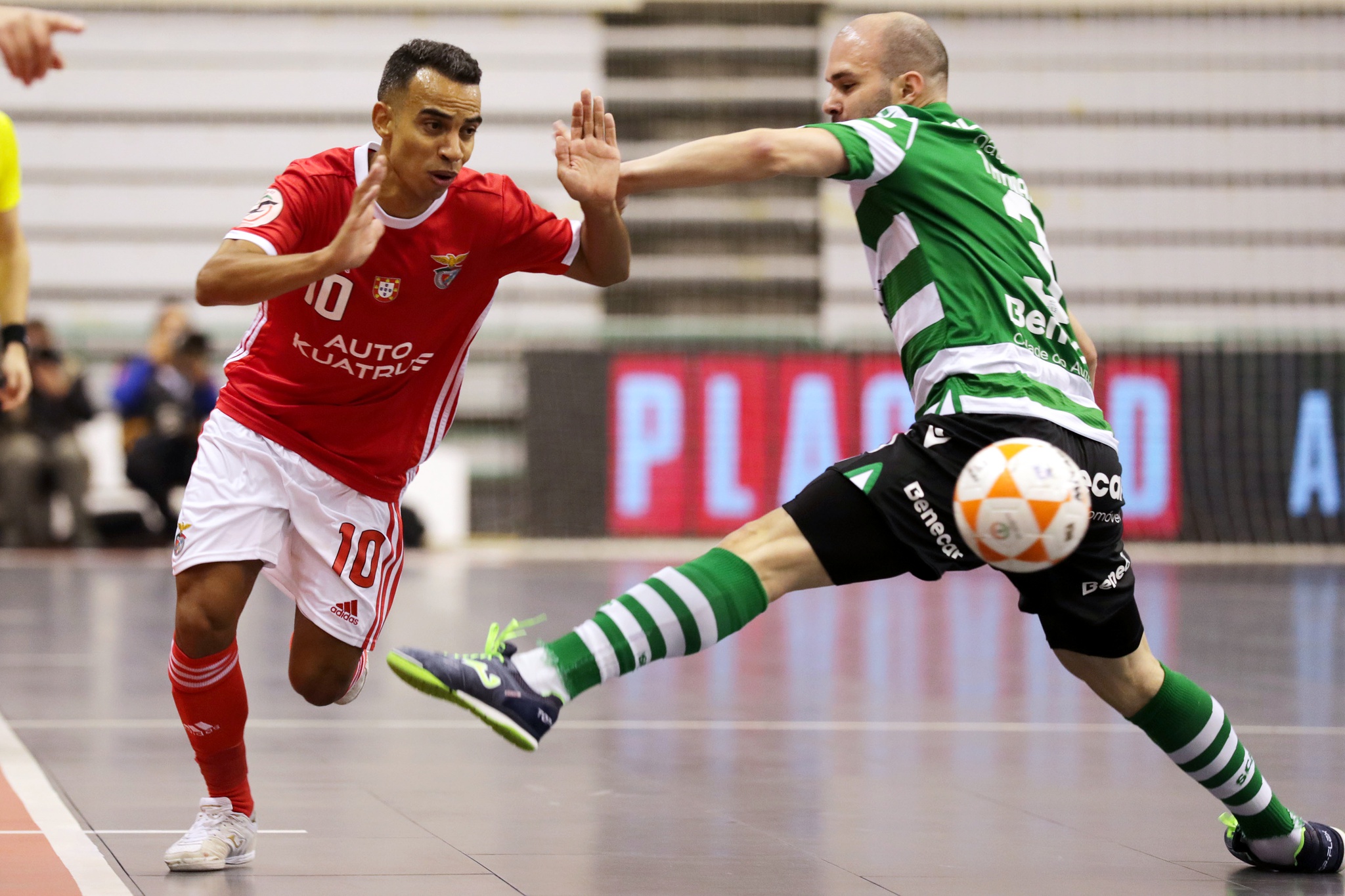 Taça de Portugal de Futsal: Benfica bate Sporting nos penáltis, Diário  Económico / Financial Times