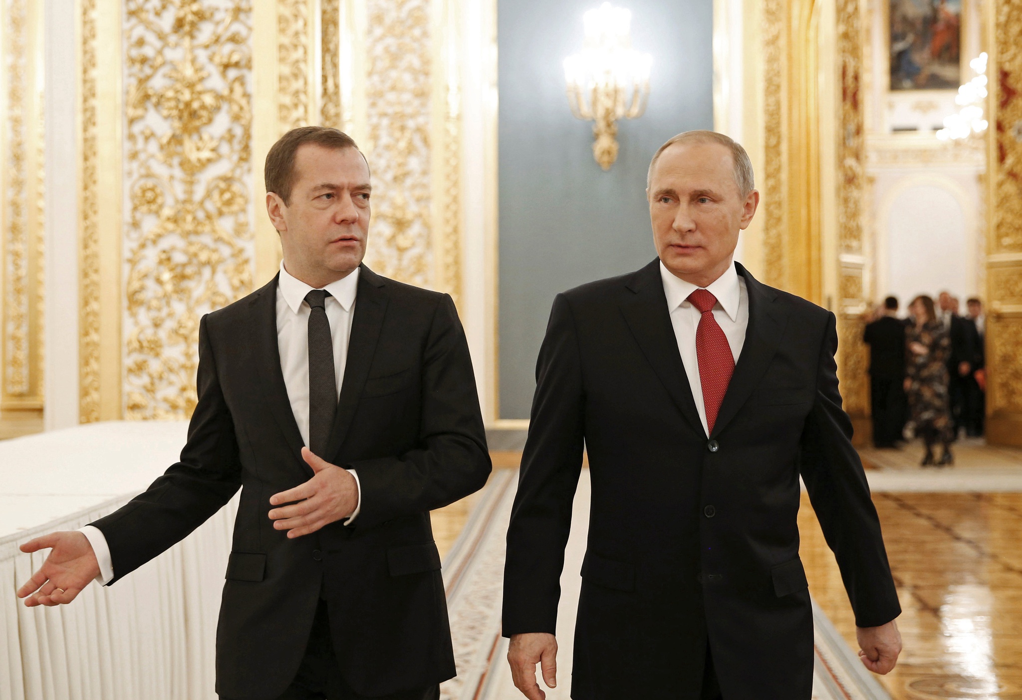 Когда озвучат президента. Рост Путина 162 Медведева.