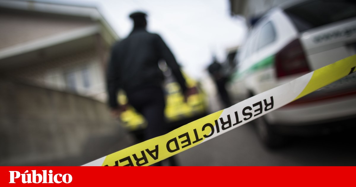 Militares da GNR atacados com sanitas e ameaçados com machados em Vila Nova de Gaia