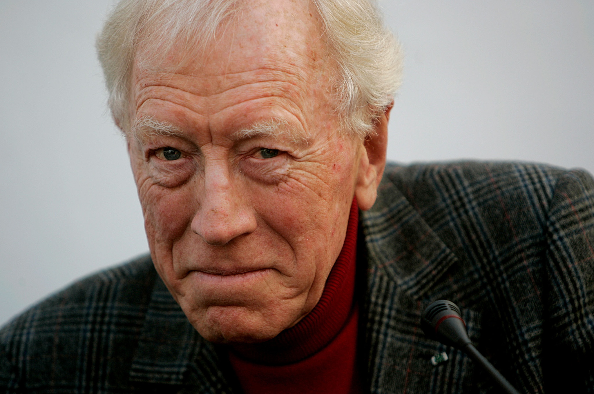 Morreu Max von Sydow, que jogou xadrez com a morte em “O Sétimo Selo”, Cinema