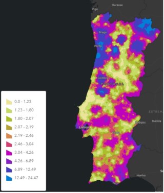Mapa de Portugal aos olhos de um vírus