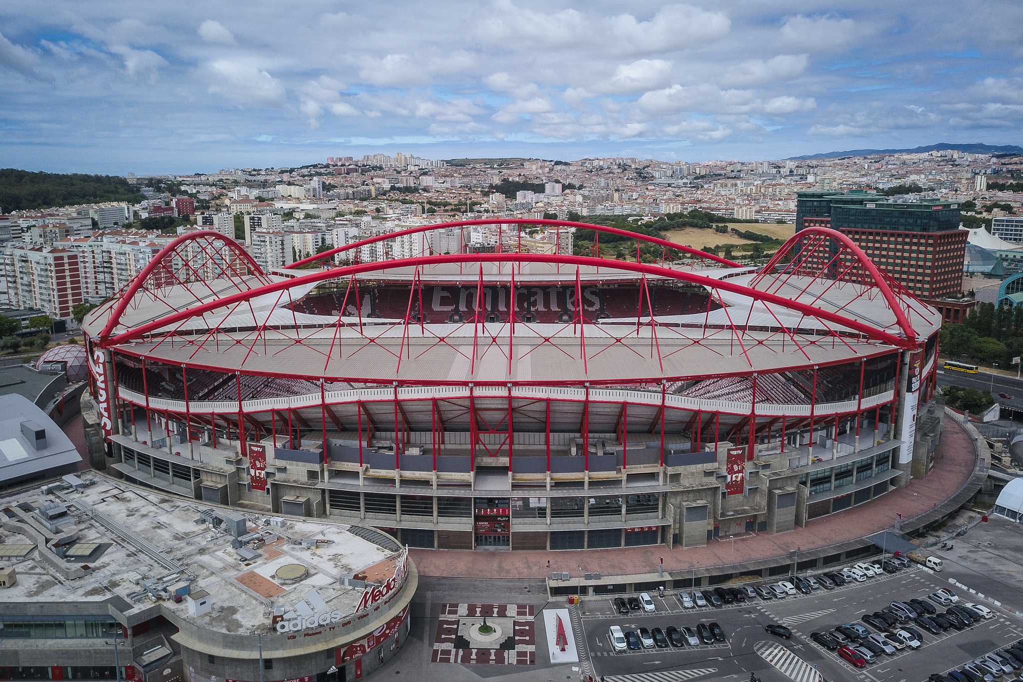 Fase final da Liga dos Campeões será disputada em Lisboa, afirma