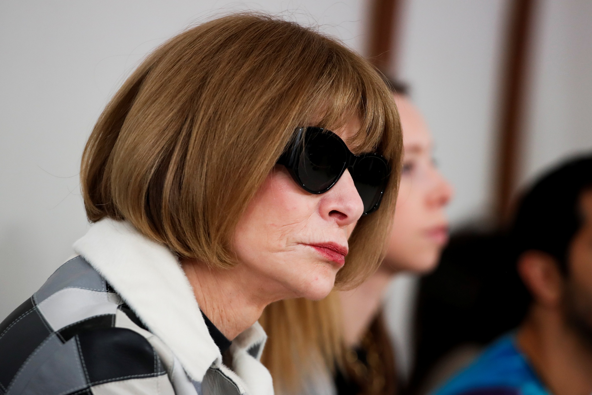 depois de 16 anos anna wintour diz sim ao divorcio moda publico depois de 16 anos anna wintour diz sim