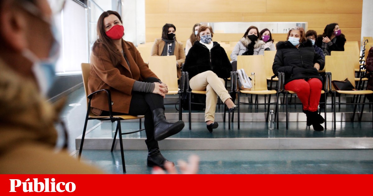Marisa Matias deu início à campanha rodeada de mulheres de quem Marcelo nunca tinha ouvido falar  Transferir Marisa Matias deu início à campanha rodeada de mulheres de quem Marcelo nunca tinha ouvido falar  Transferir