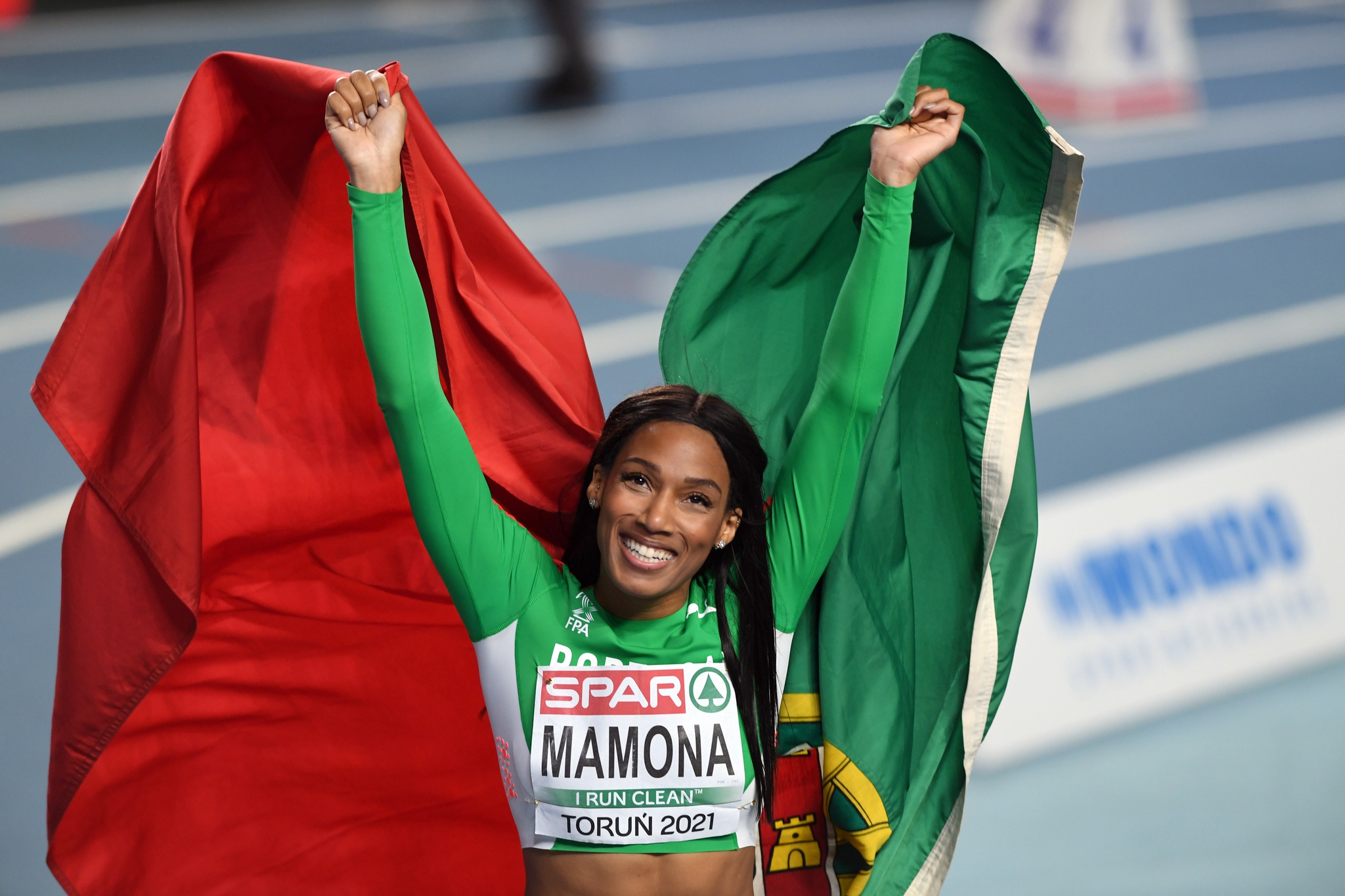 Patricia Mamona Garante O Terceiro Ouro Para Portugal Em Torun Atletismo Publico