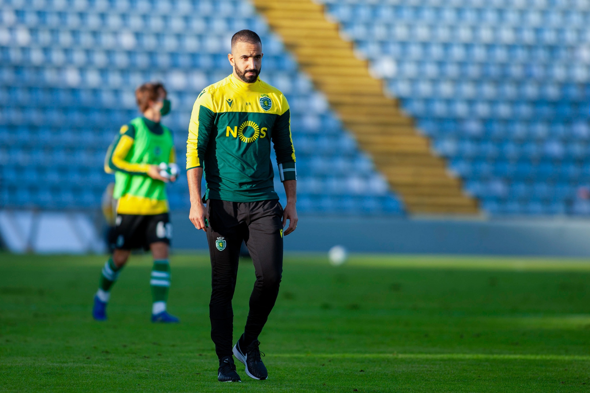 Santos punido com dois jogos à porta fechada