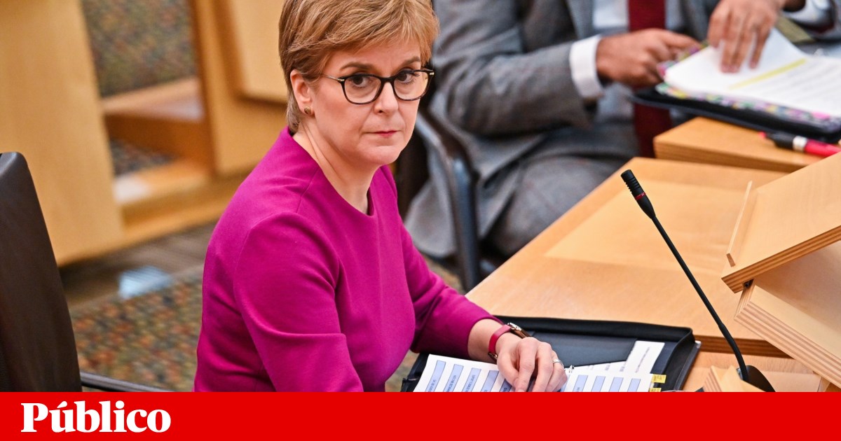 Miles de personas participan en la gran marcha por la independencia en la capital escocesa |  Reino Unido Miles de personas participan en la gran marcha por la independencia en la capital escocesa |  Reino Unido