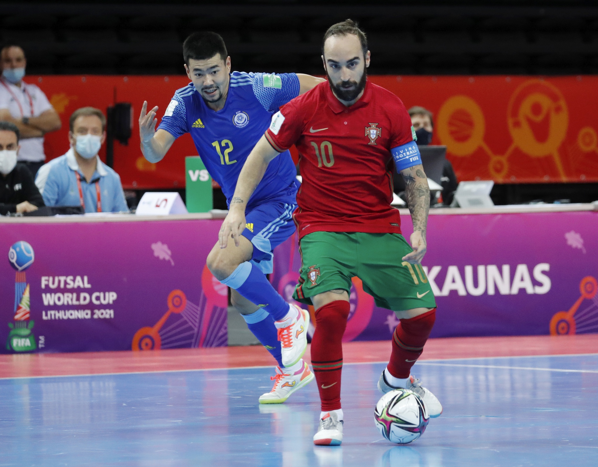 Ricardinho eleito pela quarta vez o melhor jogador do mundo de futsal