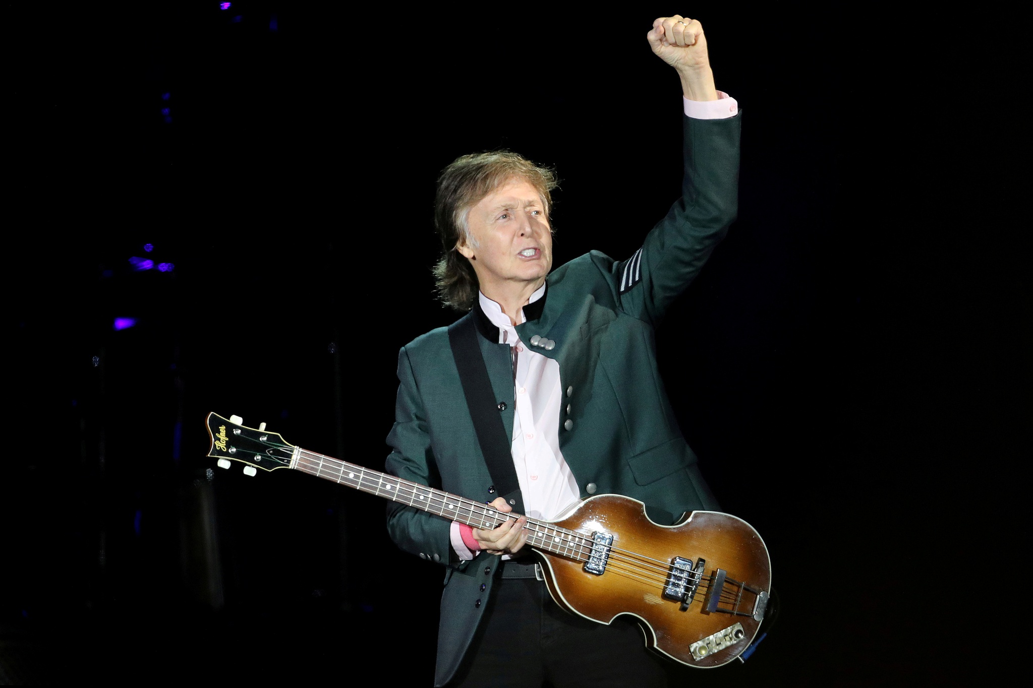 Paul McCartney conta porque os Beatles nunca tocaram no Brasil 