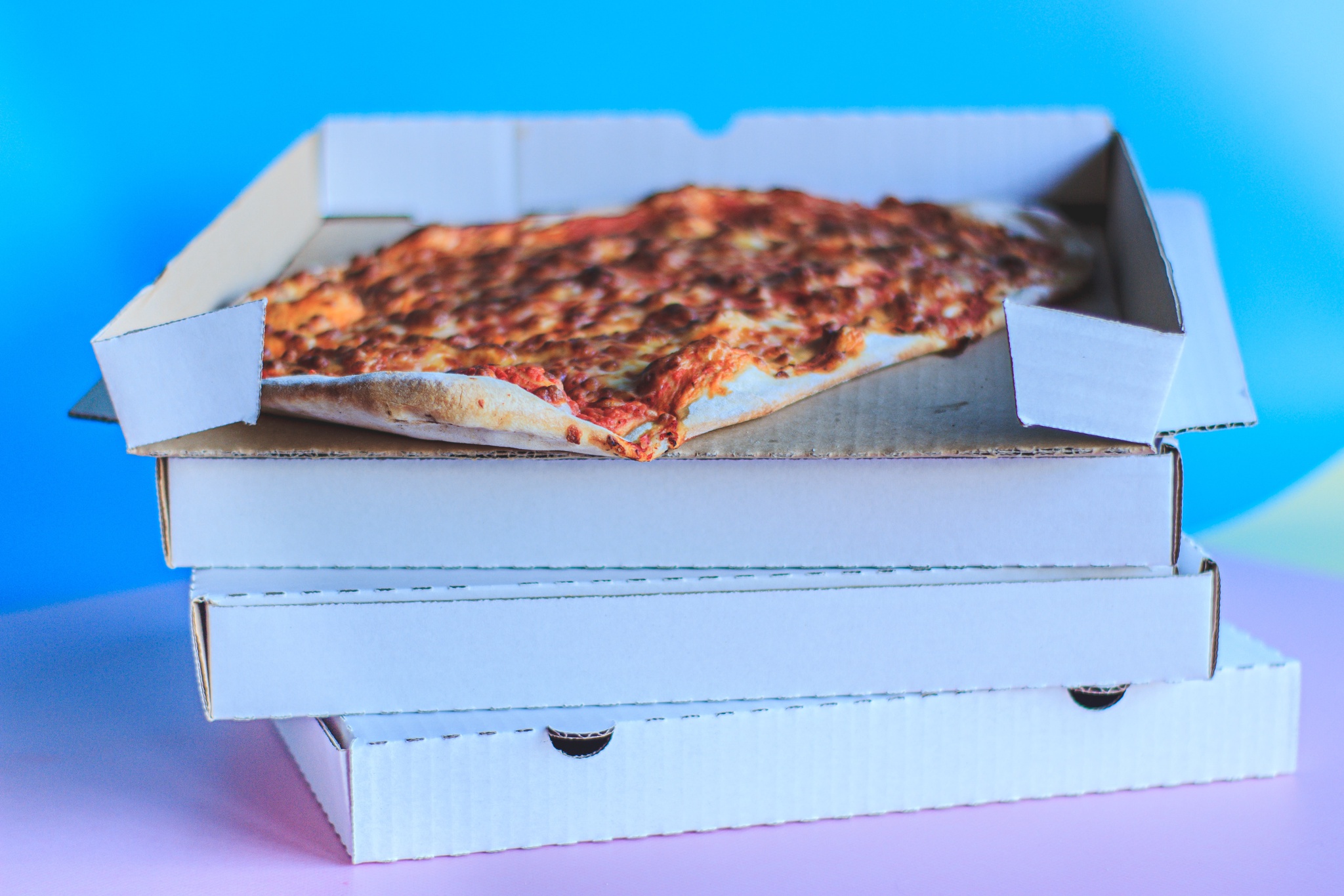 Caixa de pizza engordurada é reciclável? - AMA - Agentes do Meio Ambiente