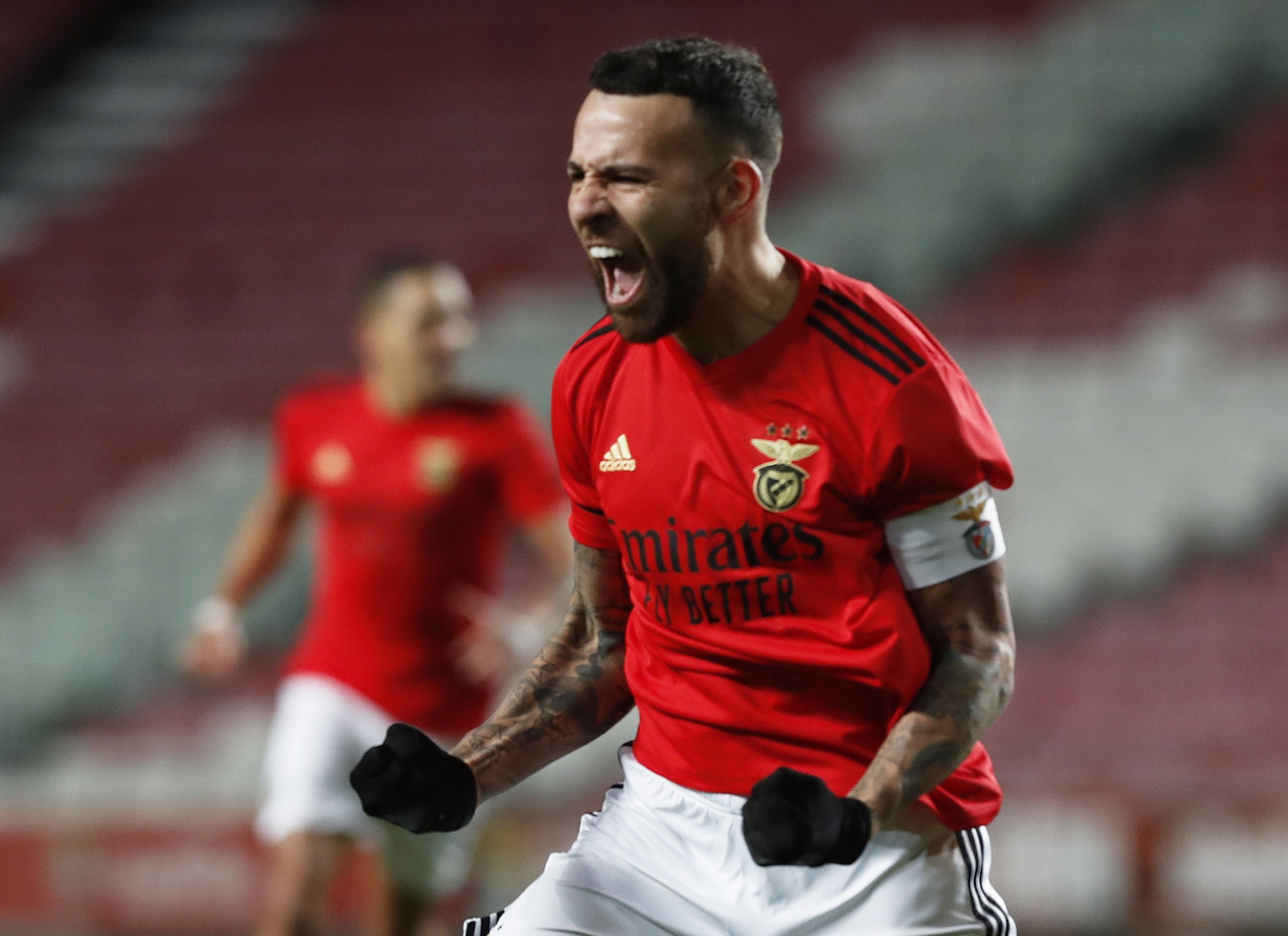 Benfica: Otamendi agredido durante assalto violento | Crime | PÚBLICO