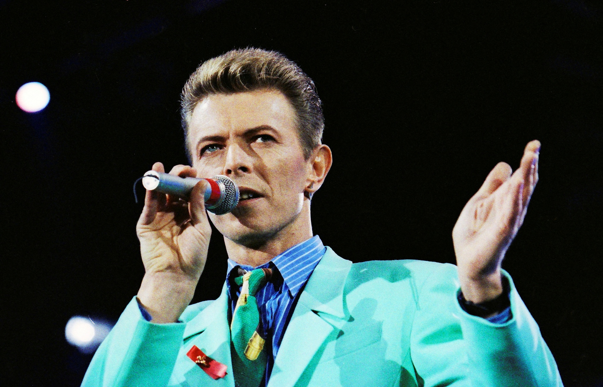 catalogue de David Bowie vendu à Warner à la veille du 75e anniversaire de sa naissance |  Musique