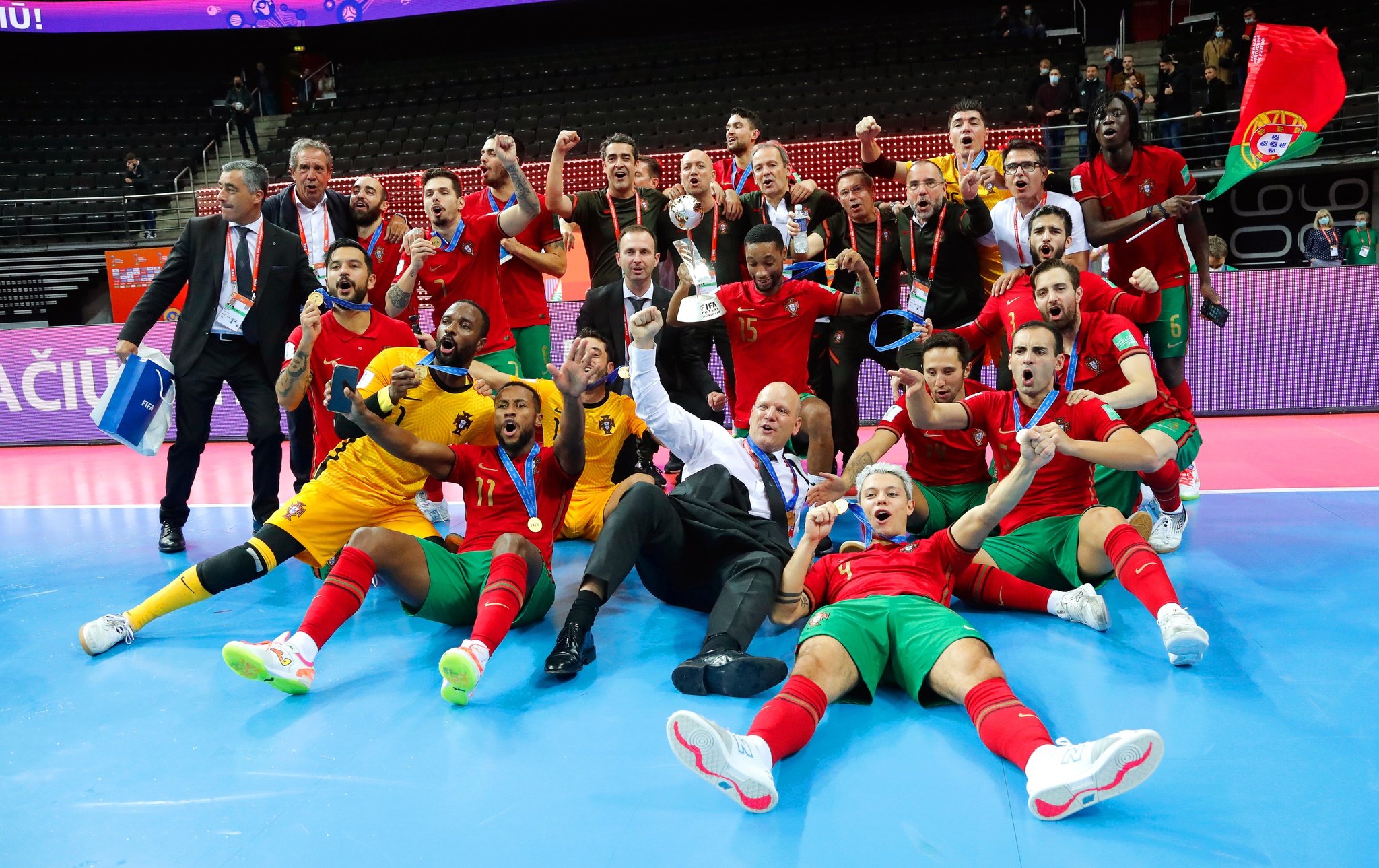 Futsal: Ricardinho volta a ser eleito Melhor Jogador do Mundo - Futebol 365