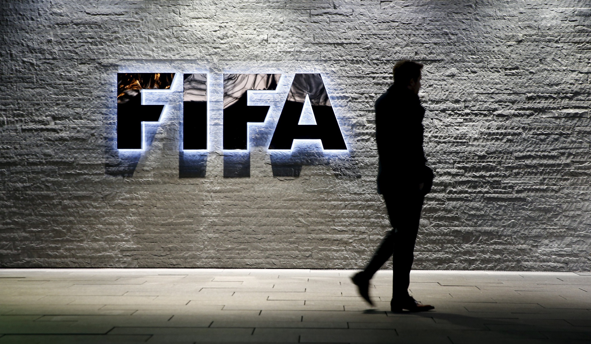 Federação russa de futebol retira recurso contra a FIFA e desiste de  participar no Mundial de 2022