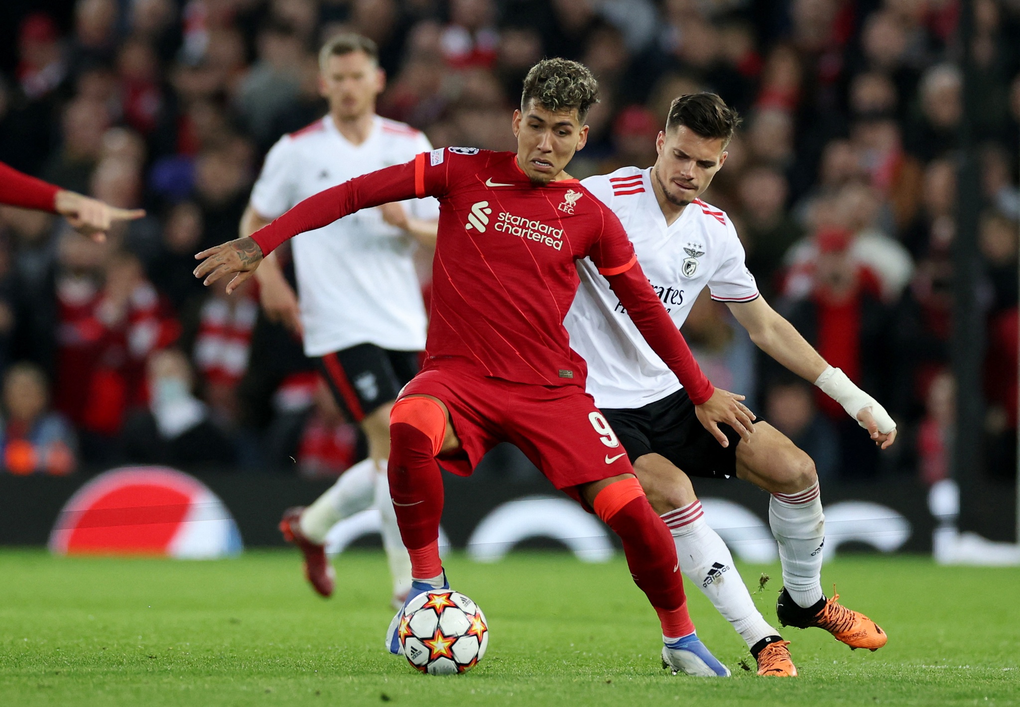 Encarnados e reds empataram 3-3 em Anfield. Darwin, Gonçalo Ramos