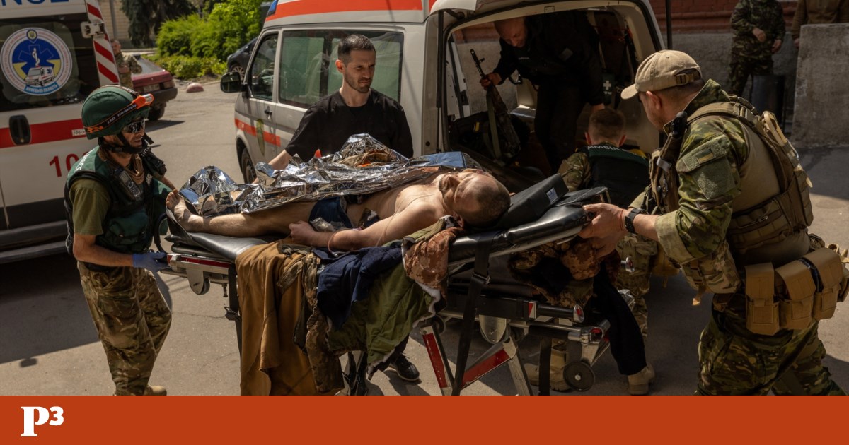 Im ukrainischen Krankenhaus, in dem Ärzte arbeiten, hört man das Geräusch von Raketen | Krieg in der Ukraine Im ukrainischen Krankenhaus, in dem Ärzte arbeiten, hört man das Geräusch von Raketen | Krieg in der Ukraine