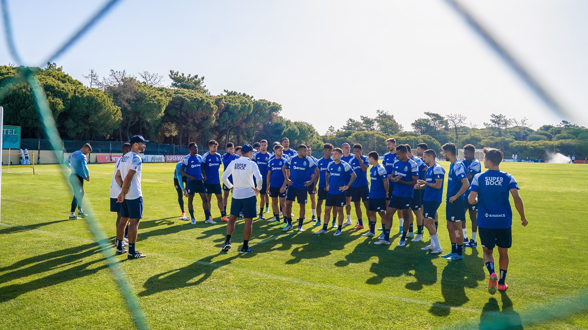 Começa o FC Porto vs AS Monaco: Acompanhe o jogo no Porto Canal e