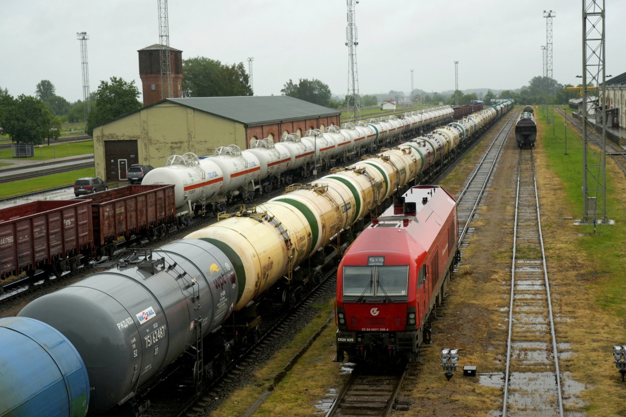 Lituânia mantém restrições ao trânsito de mercadorias russas para Kaliningrado | Guerra na Ucrânia | PÚBLICO