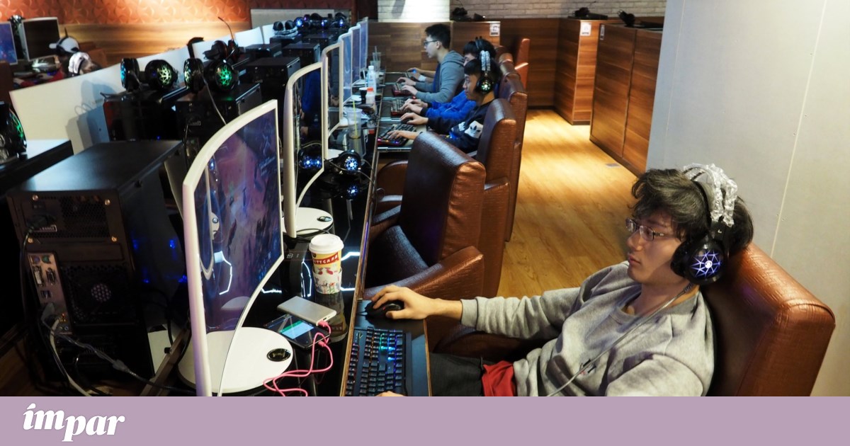 Study says playing video games does not affect mental health | Oxford university Study says playing video games does not affect mental health | Oxford university