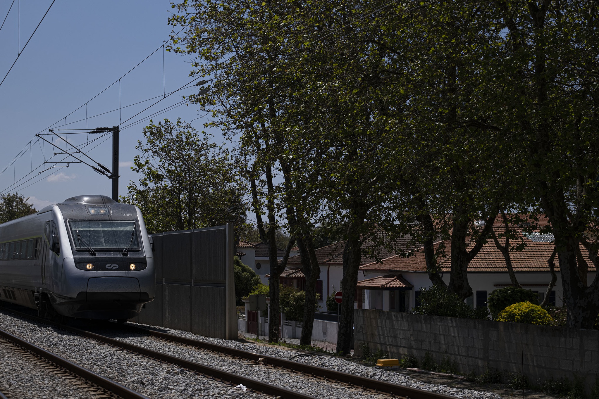 Greve desta segunda-feira na CP pode provocar atrasos e supressões de comboios