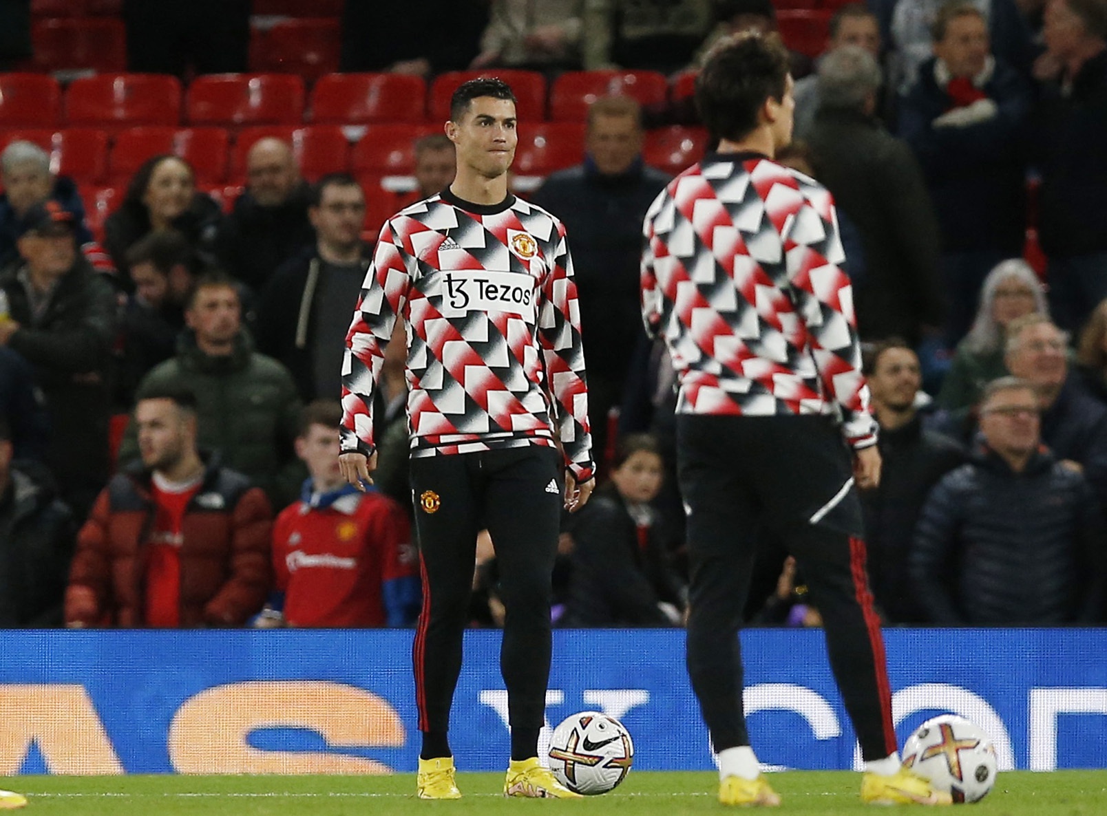 Cristiano Ronaldo é afastado pelo Manchester United antes de jogo contra o  Chelsea