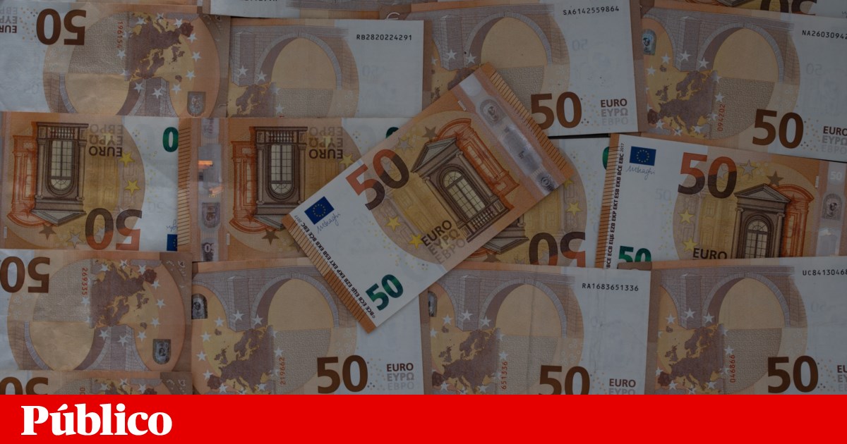 España: Crash envía billetes de 50 € por los aires – atasco de tráfico |  España