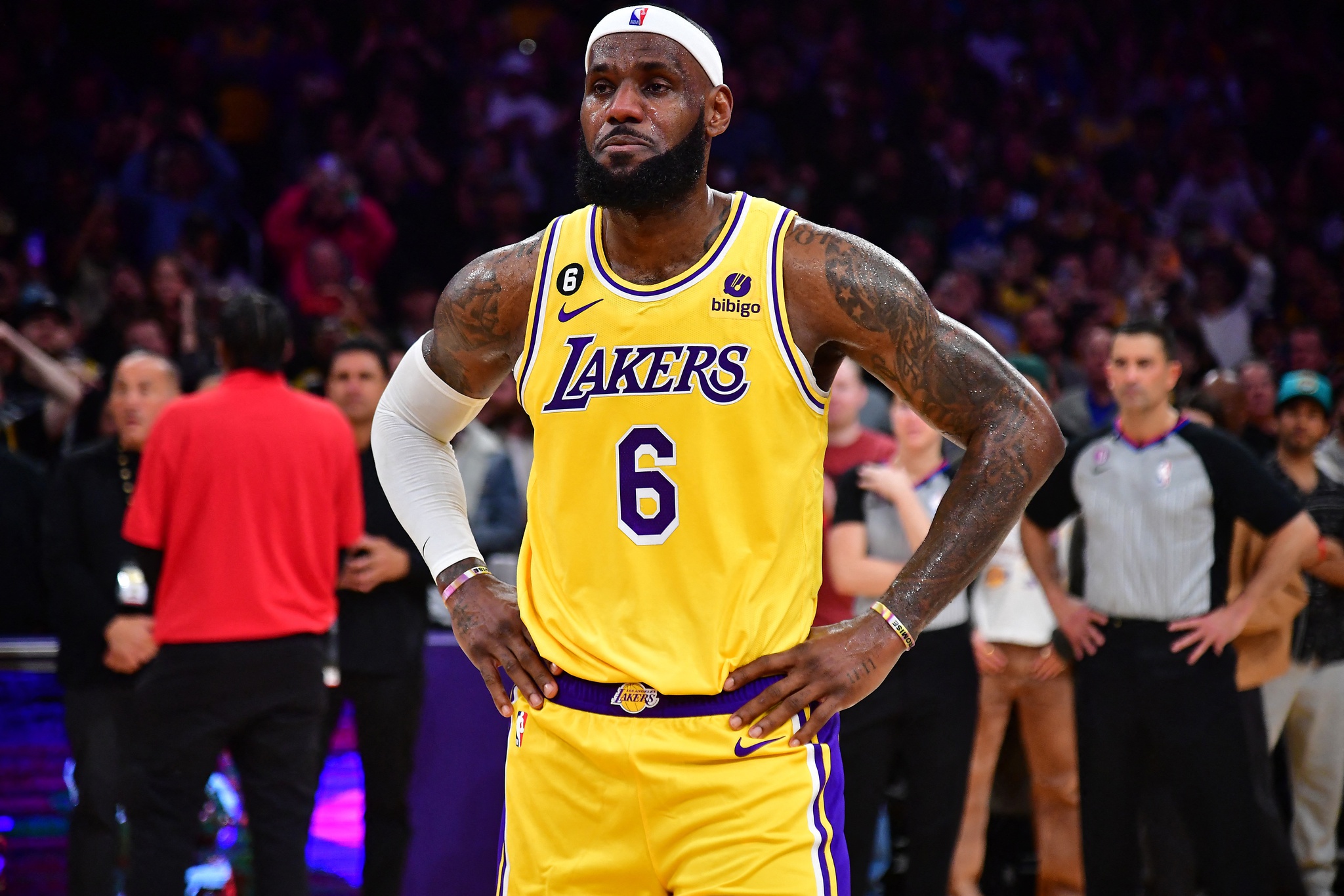 LeBron James torna-se o terceiro melhor marcador da história da NBA