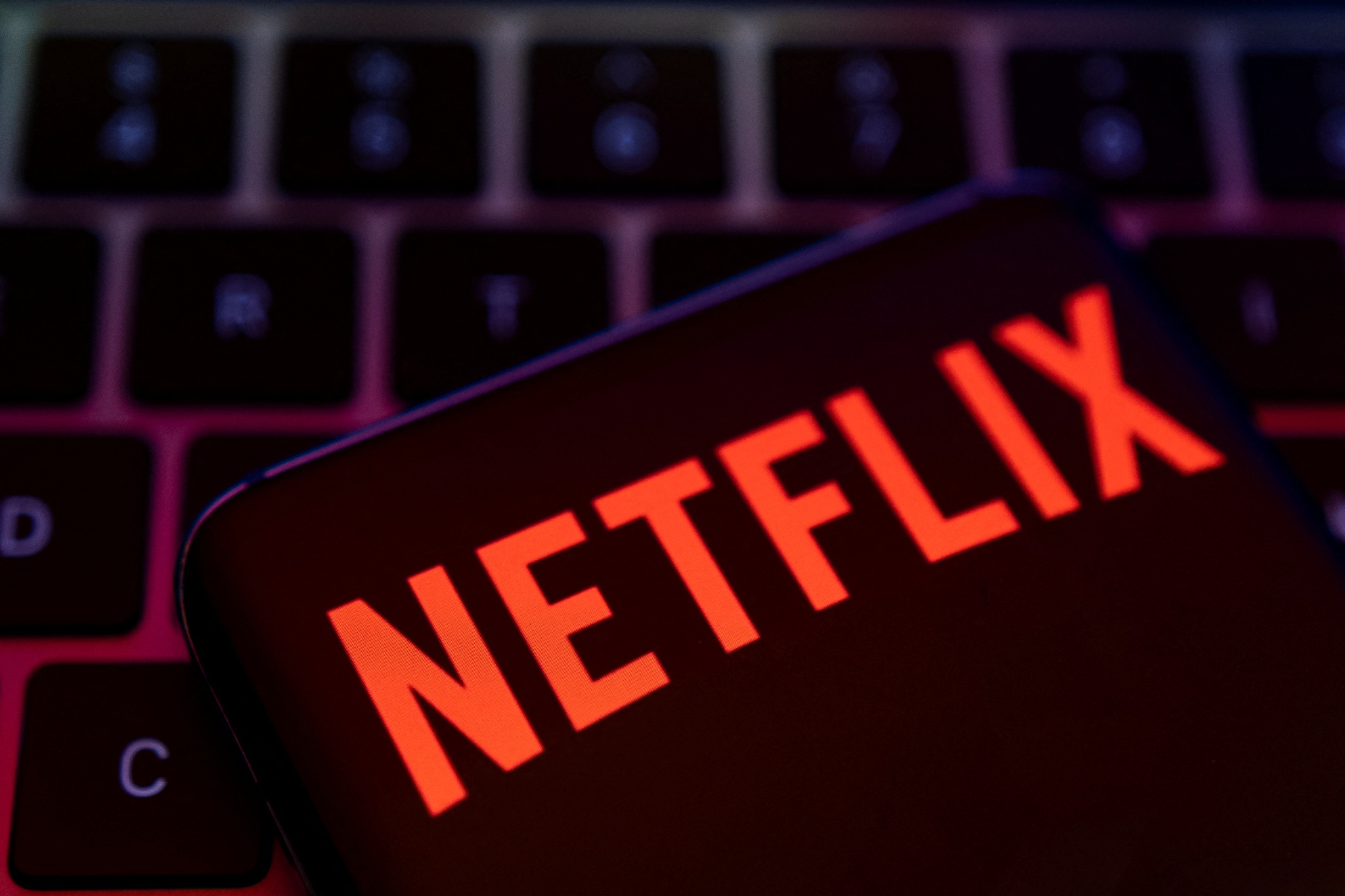 Netflix anuncia intenção de planos mais baratos, mas com anúncio – the news