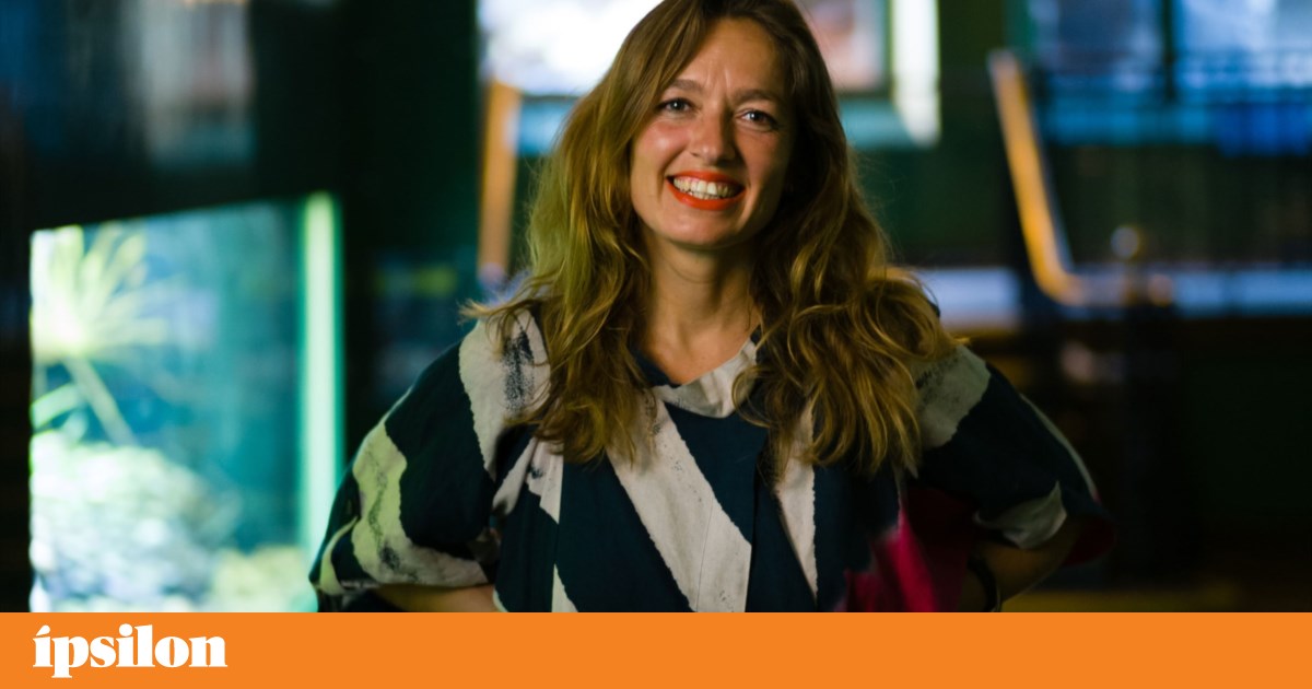 Filipa Ramos leaves the Porto Municipal Fair | port Filipa Ramos leaves the Porto Municipal Fair | port