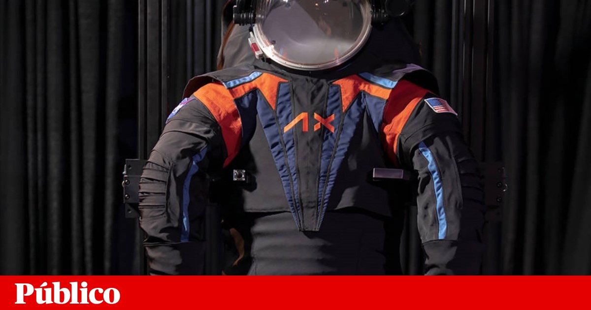 NASA unveils a prototype of a new space suit to go to the moon | space NASA unveils a prototype of a new space suit to go to the moon | space