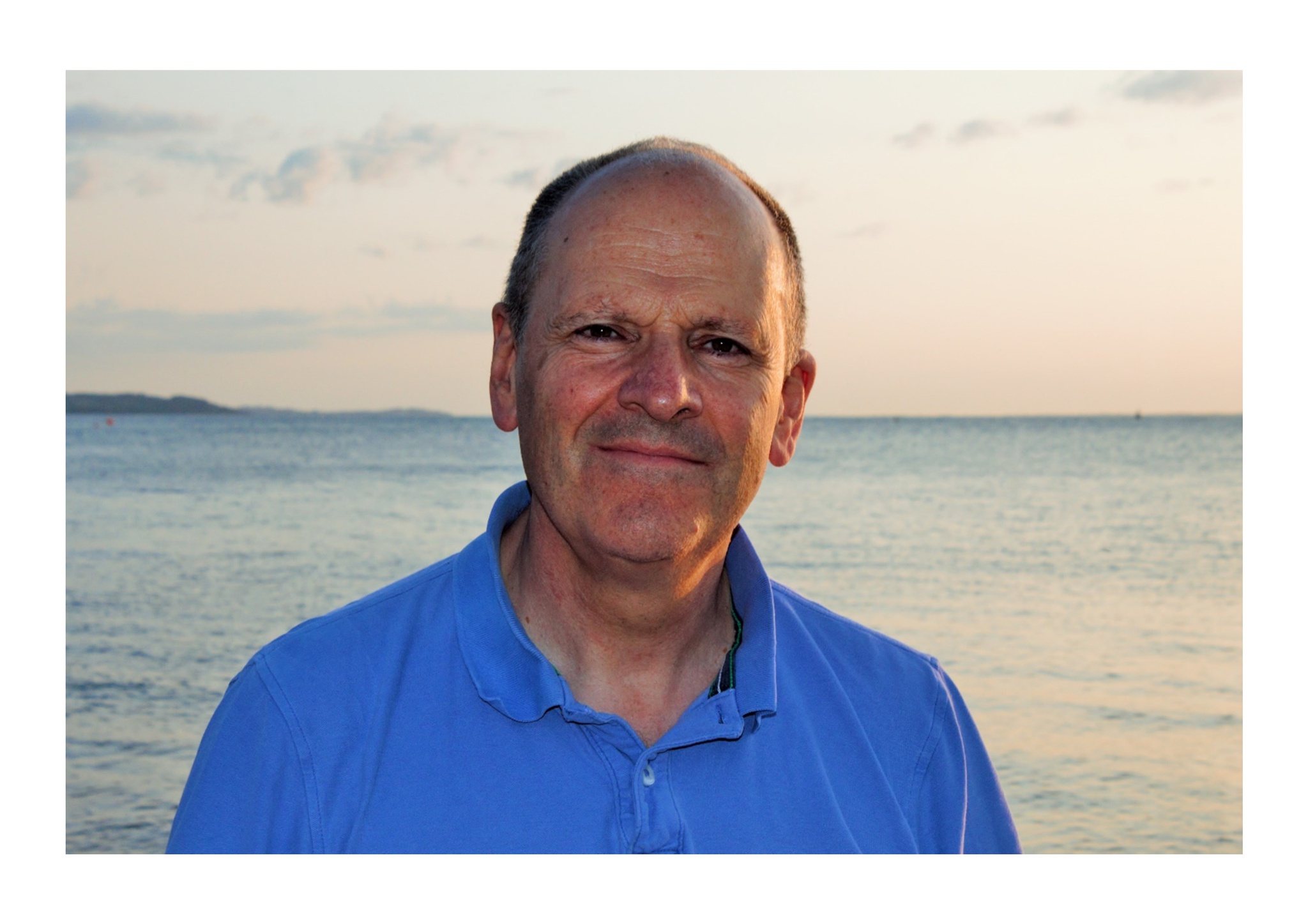 Robert Nicholls 