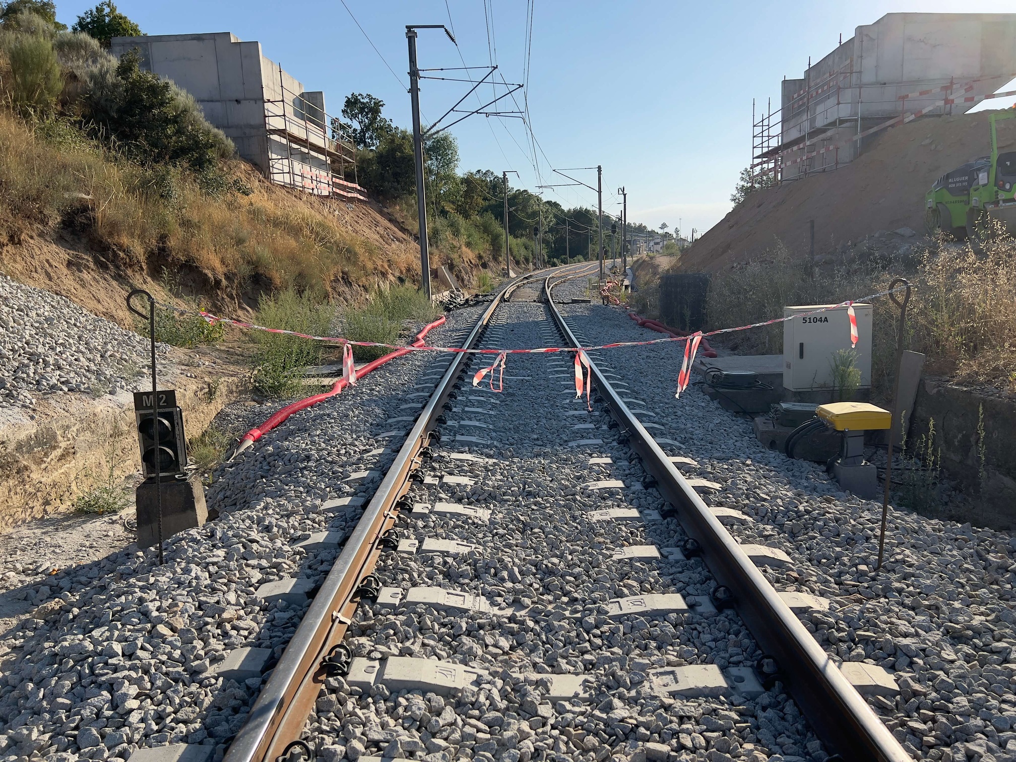 Ferrovia 2020 com obras atrasadas e menos de metade do investimento executado