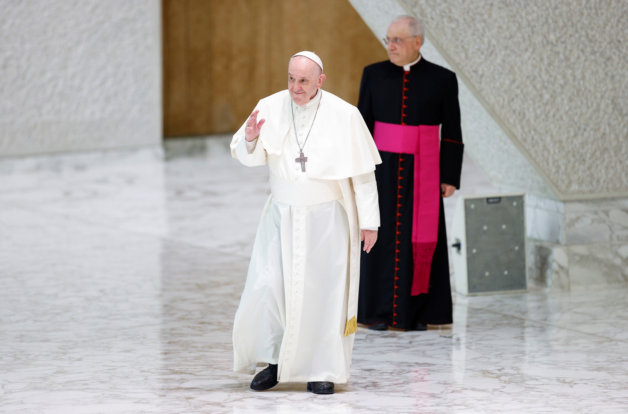 O que vai vestir o Papa Francisco em Lisboa? É burel e português, com  certeza, Jornada Mundial da Juventude