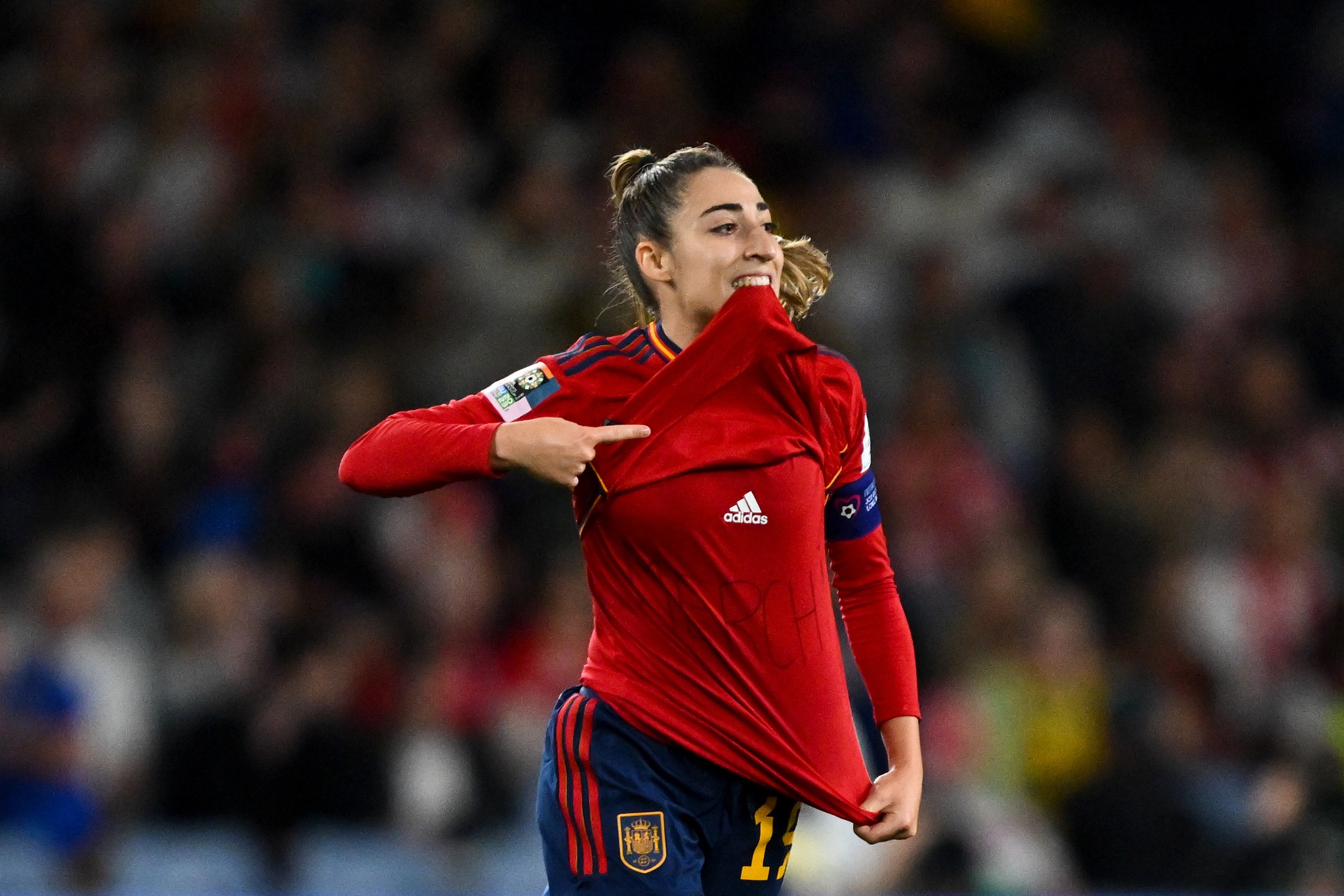 Spanish Women’s World Cup Player Scores Winning Goal Despite Tragic Loss of Father