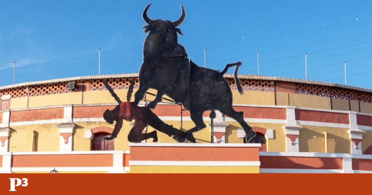 In the new composition by Bordallo II, it is the bull that affixes the gangs to the bullfighter  animals rights In the new composition by Bordallo II, it is the bull that affixes the gangs to the bullfighter  animals rights