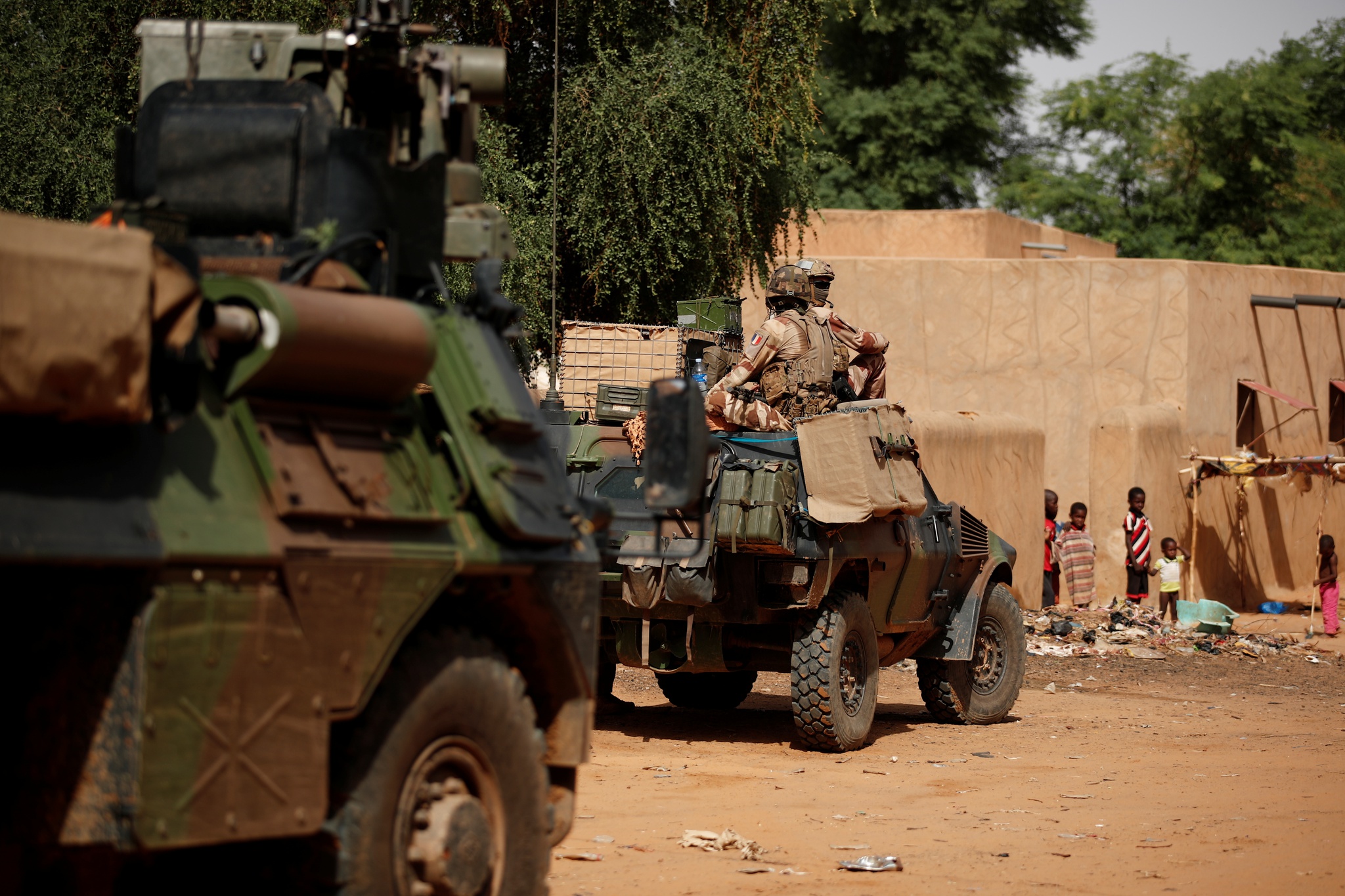 La France entame des négociations pour retirer ses soldats du Niger |  Afrique