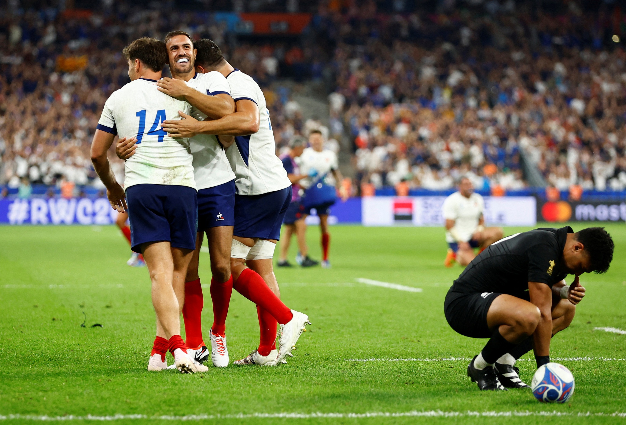 La Coupe du monde commence par une énorme confrontation de la part de la France |  Le rugby