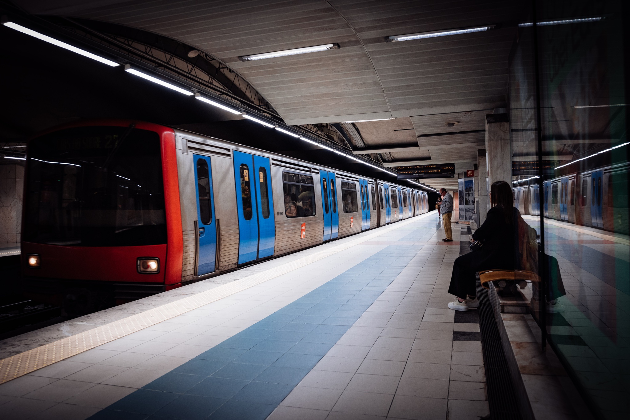 Circulação na linha Amarela do metro de Lisboa interrompida por avaria em comboio