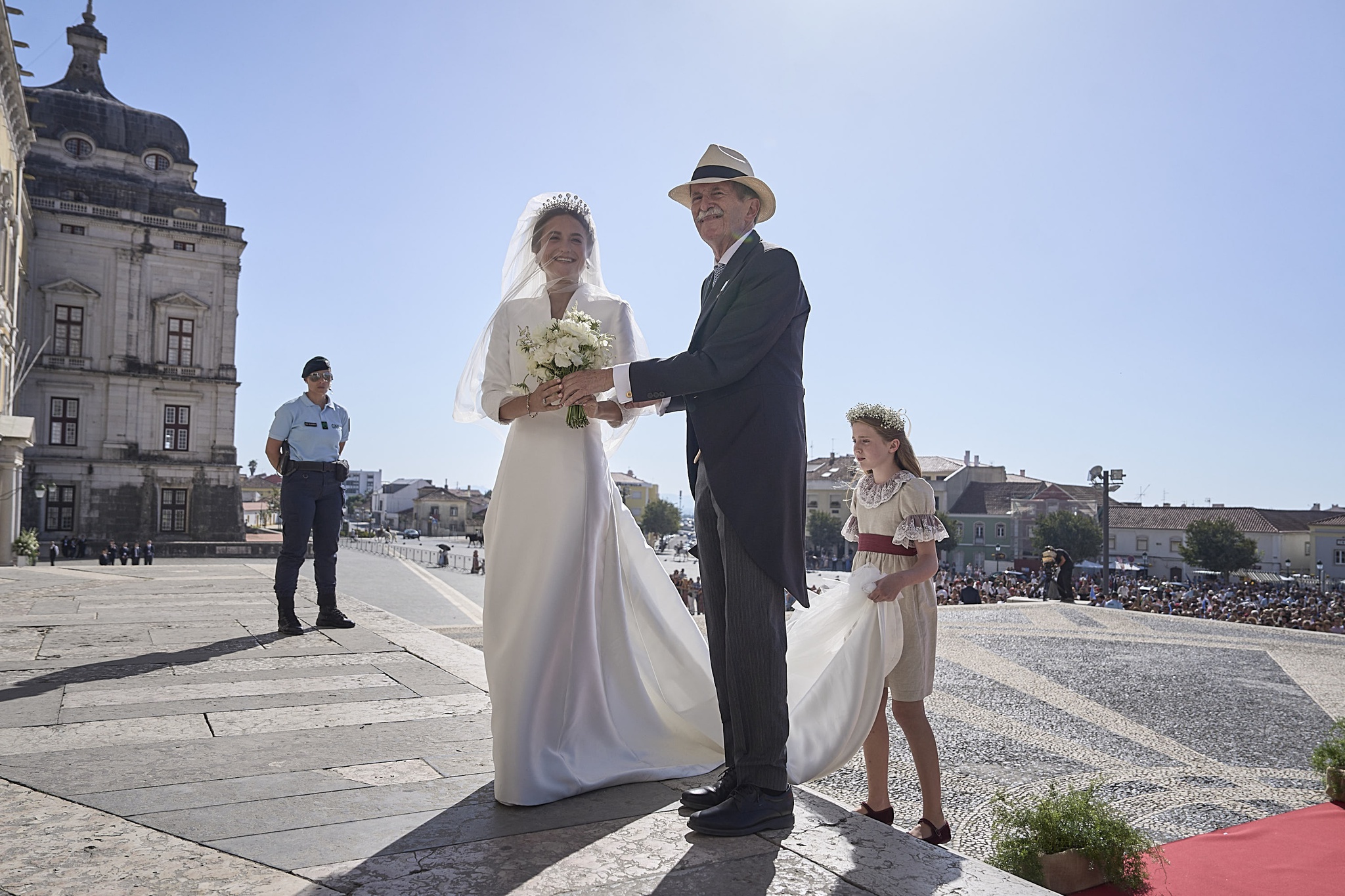 El vestido de novia de María Francisca de Portugal: clásico, elegante y  estilo Letizia