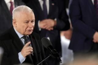 Jugas fala numa nuvem de pessimismo na Polónia: Ninguém acredita