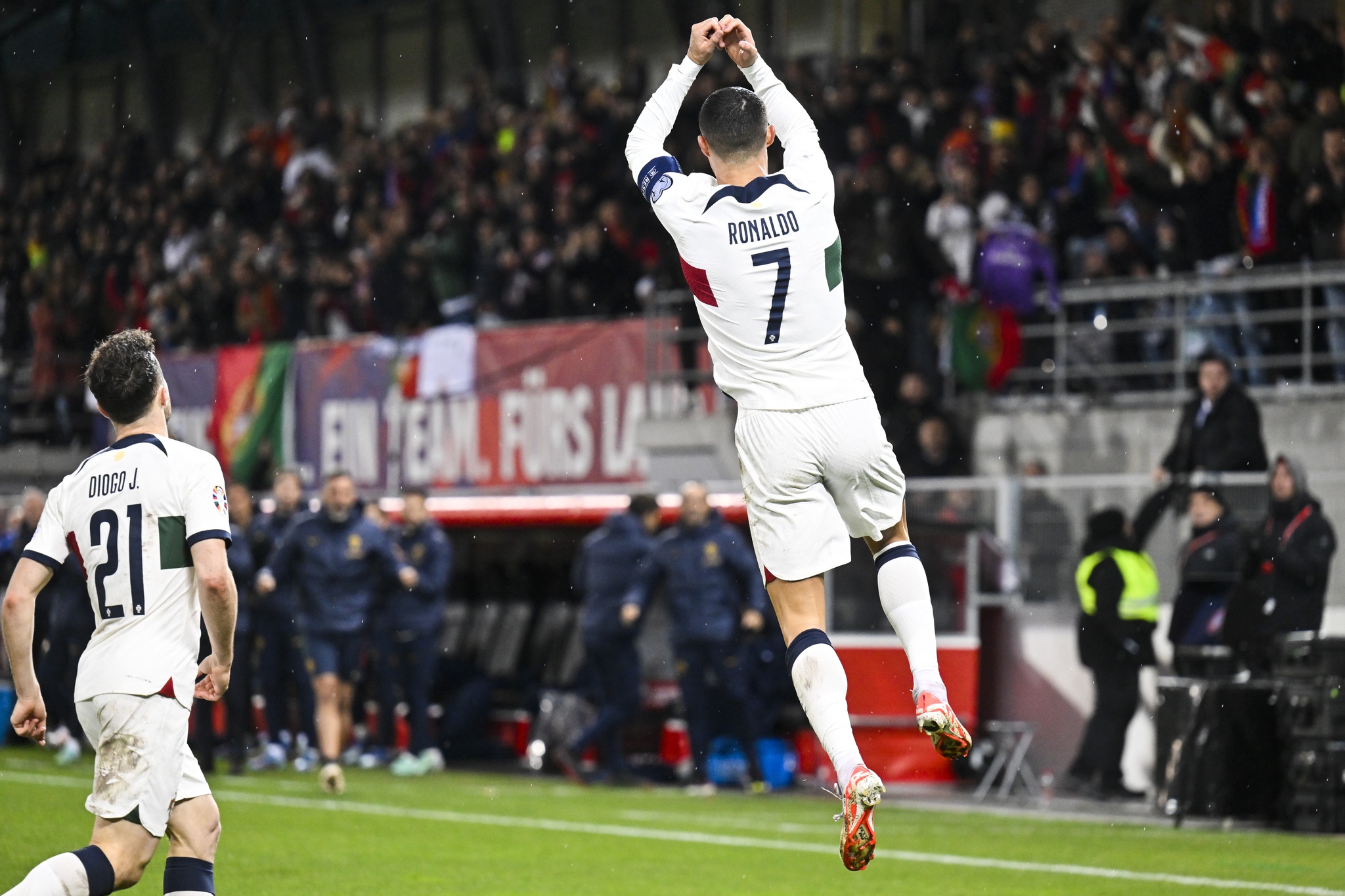 Portugal ganhou, mas marcou pouco para tantos avançados, Futebol