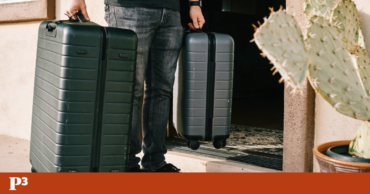 In Greece, residents fake a bedbug epidemic to keep tourists away AL| Living In Greece, residents fake a bedbug epidemic to keep tourists away AL| Living