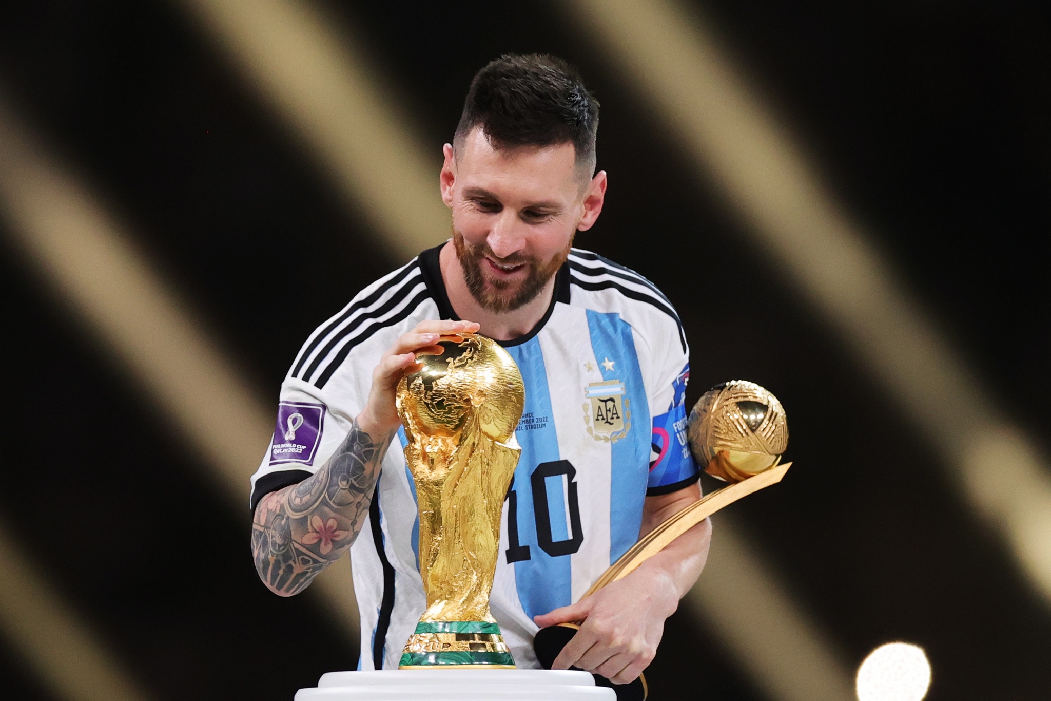 Camisolas de Messi do Campeonato do Mundo vendidas por 7,14 milhões de euros