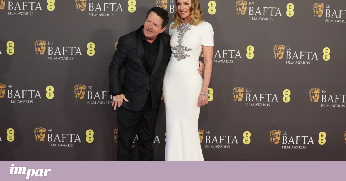 Michael J. Fox surprises at the BAFTA ceremony and excites Back to the Future fans |  celebrities