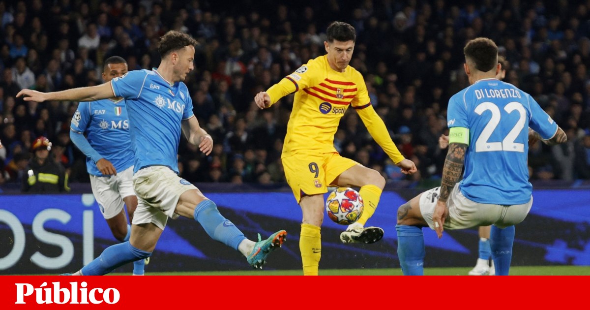 Barcelona and Naples showed that crisis is not an empty word  International football