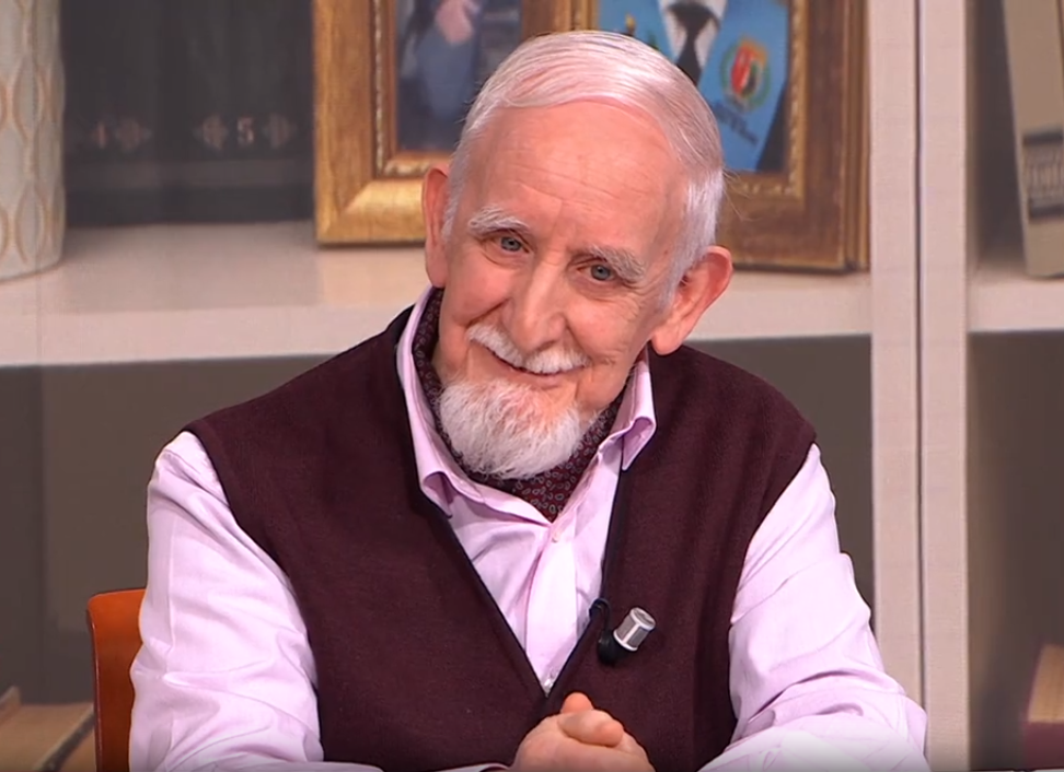 At 80, Lewis continues to study – despite already having ten degrees | Spain At 80, Lewis continues to study – despite already having ten degrees | Spain