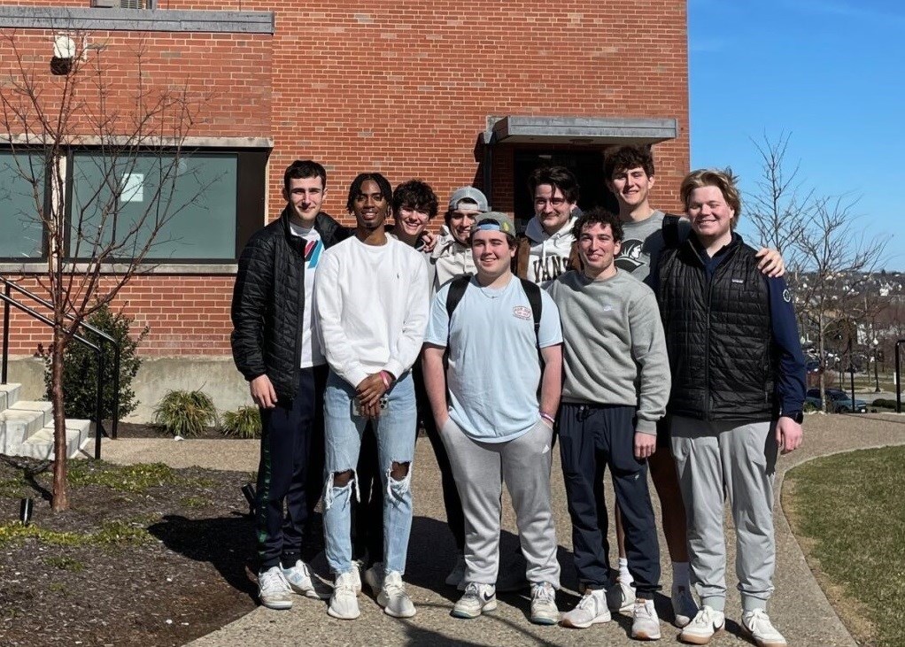 USA: Students arrange trip to Nigeria for security who has not seen his family in 11 years | Solidarity USA: Students arrange trip to Nigeria for security who has not seen his family in 11 years | Solidarity