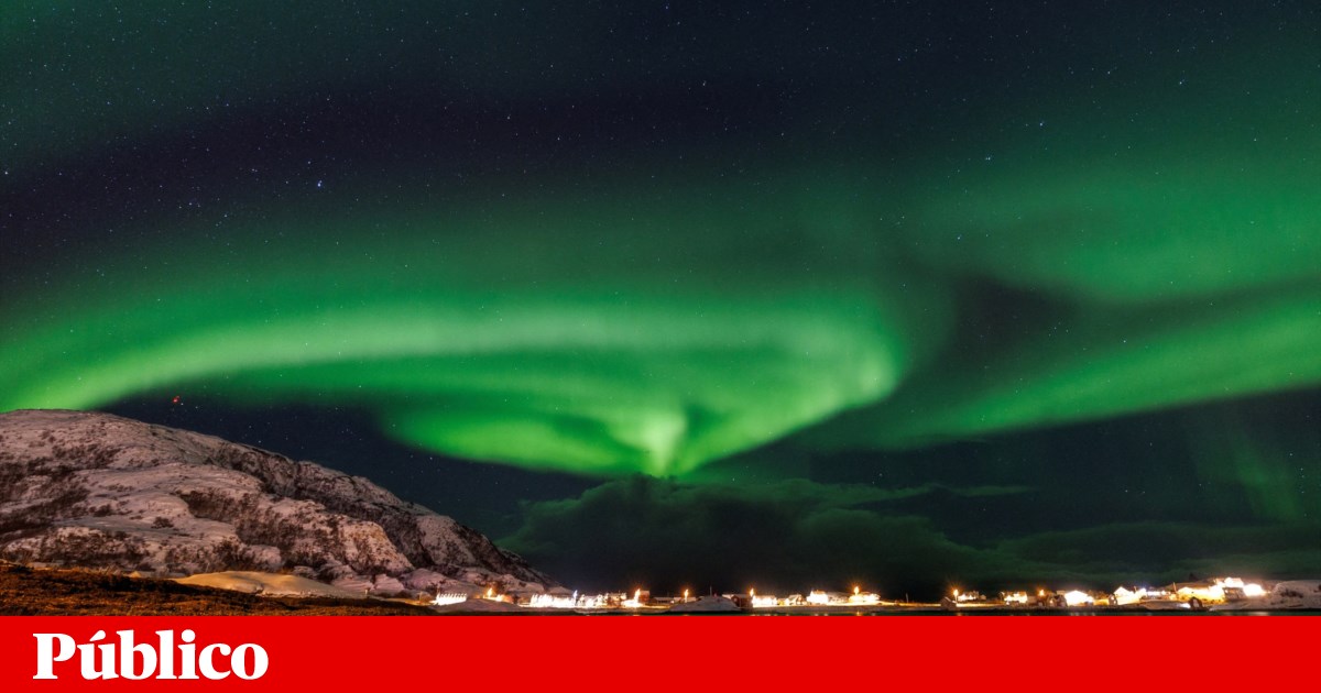 'Intense geomagnetic storm' could bring northern lights to the south | space 'Intense geomagnetic storm' could bring northern lights to the south | space
