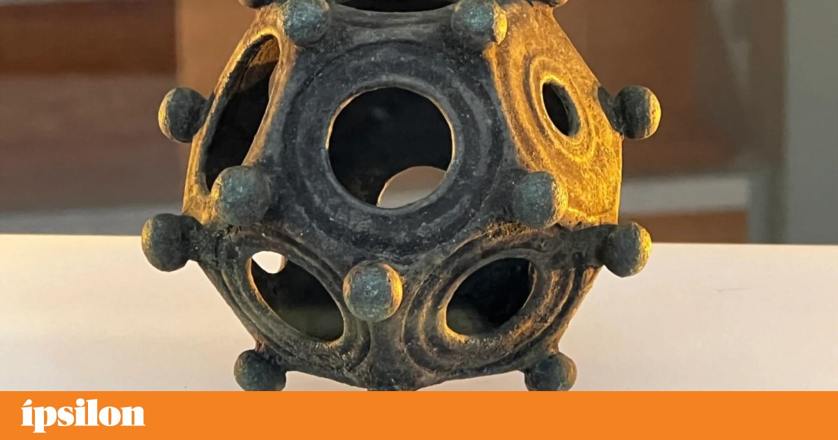 A Roman artifact found in England arouses the curiosity of archaeologists archeology A Roman artifact found in England arouses the curiosity of archaeologists archeology