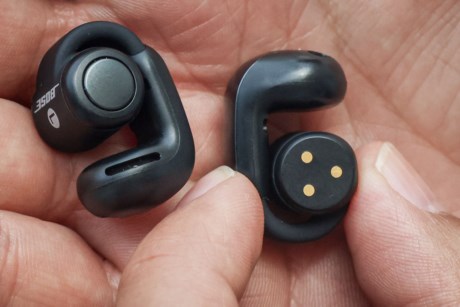 Bose Ultra Open Earbuds: um “brinco” pequeno que toca como gente grande